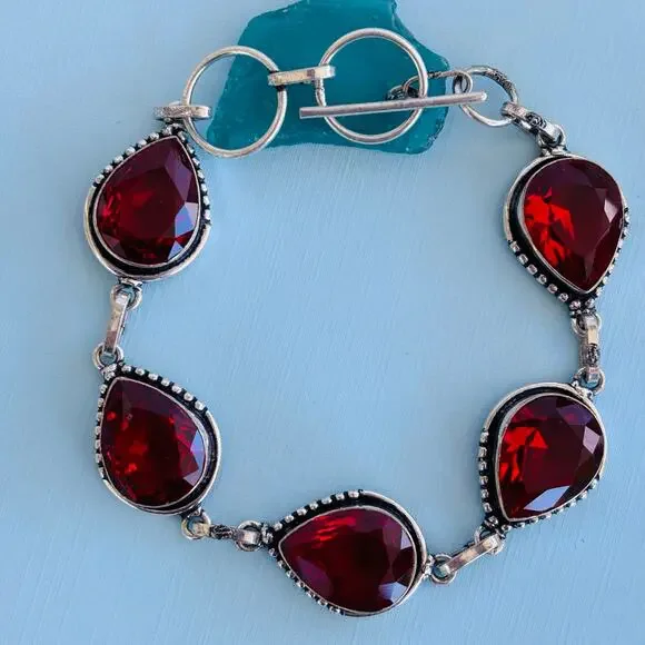 925 Sterling Teardrop Faceted Garnet Bracelet 8" - Picture 2 of 6